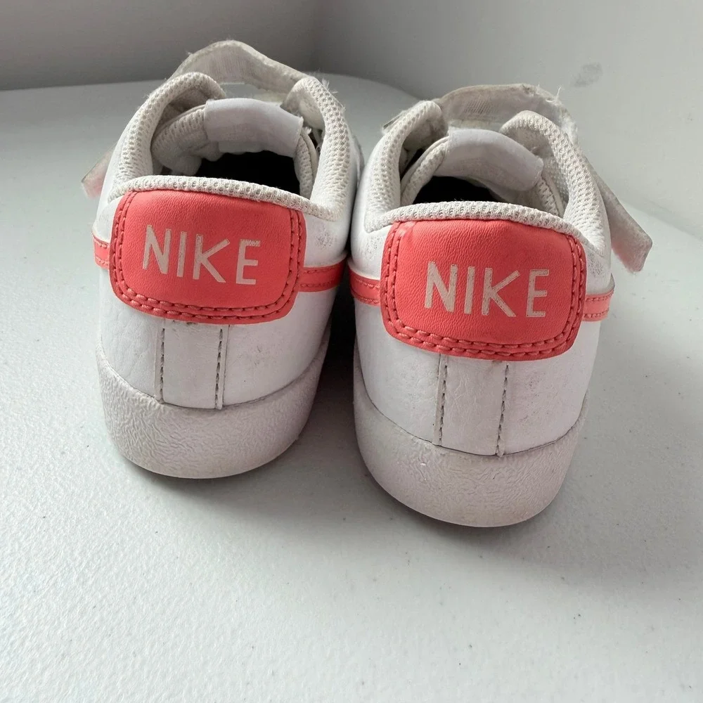 PRICE DROP Nike Blazer Low '77 White Echo Pink Magic Ember DA4075-130 Kids 13